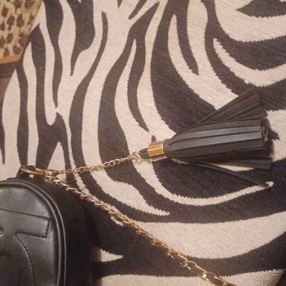 BEBE PURSE CROSSBODY BLACK, GOLD  NWT - Picture 2 of 9